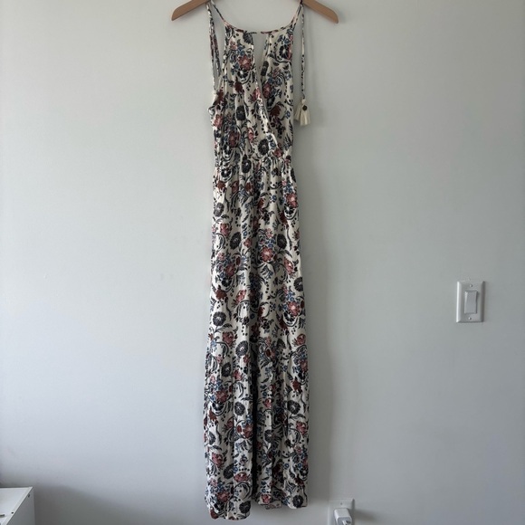 American Eagle Outfitters Floral Print Maxi Dress with Tassles and Keyhole Front - Picture 2 of 9